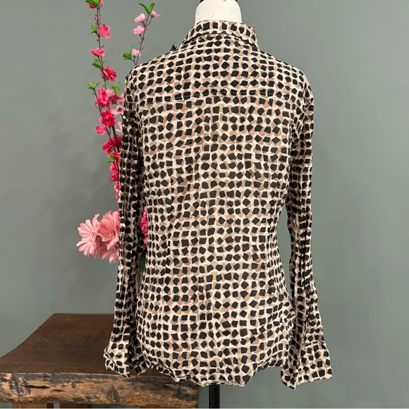 Olsen Button Down Long Sleeve - Picture 3 of 11